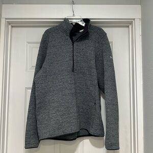 Under Armour gray women’s fitted 1/4 zip, cold gear pullover, size Large